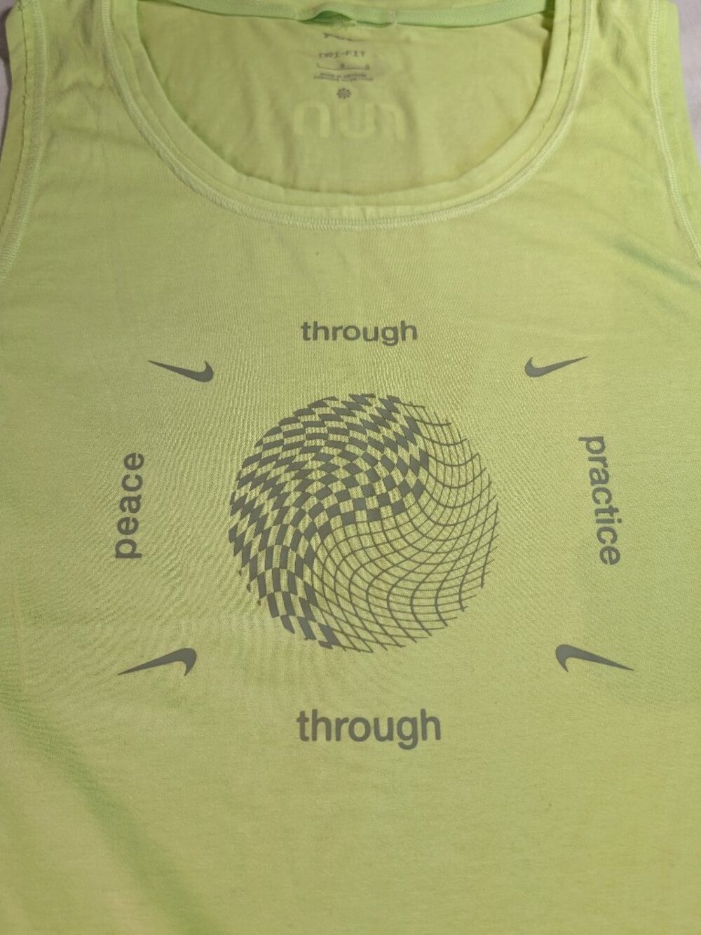 Nike Yoga Checkered Ying Yang Tank Top (Large) Nike Run Gym Workout